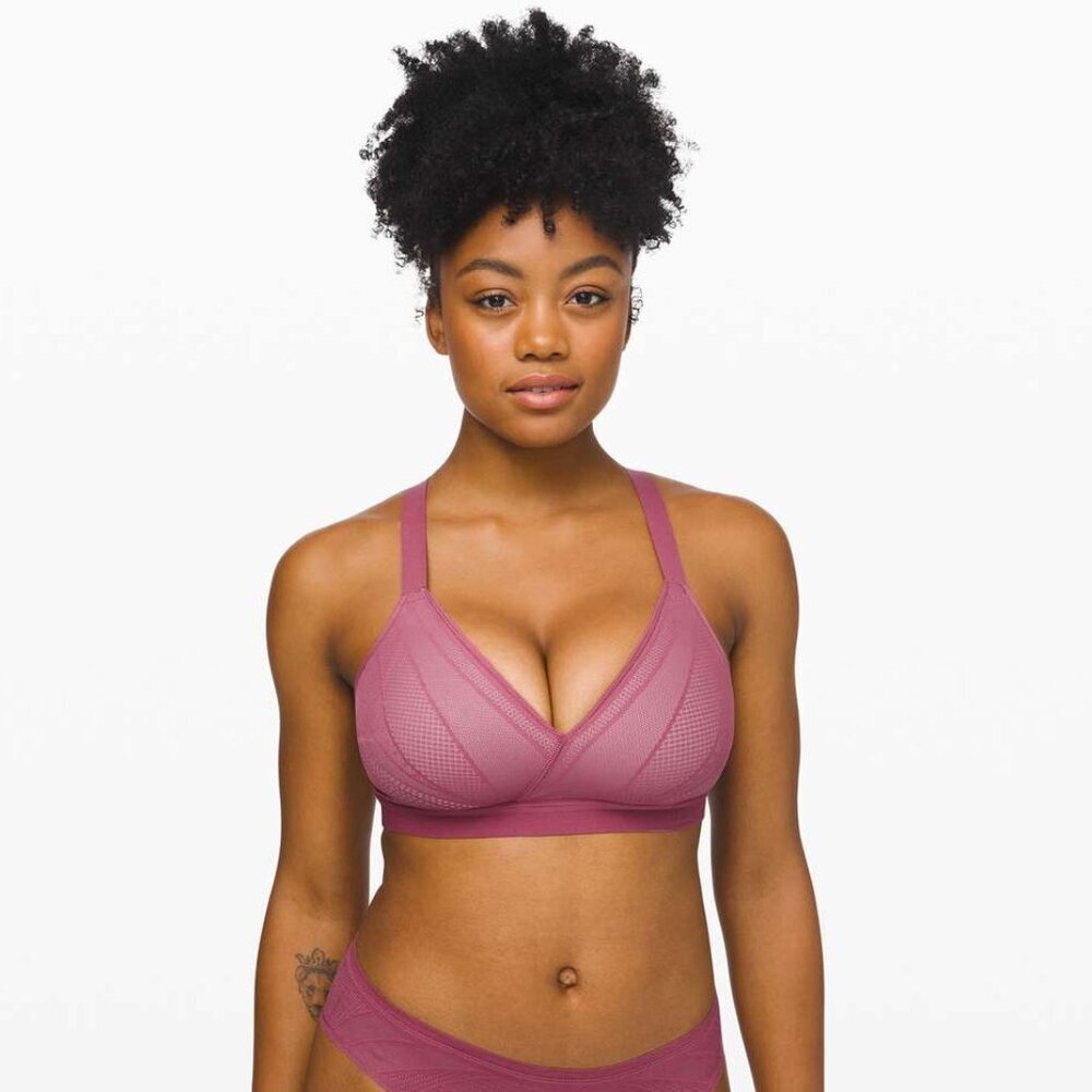 LULULEMON | Awake to Lace Bra | Sz. 34C